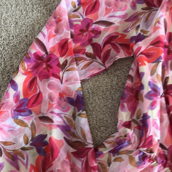 Boho Floral Summer Dress Long Sleeve Ruffle Mini V Neck Blogger Showpo - Picture 4 of 5